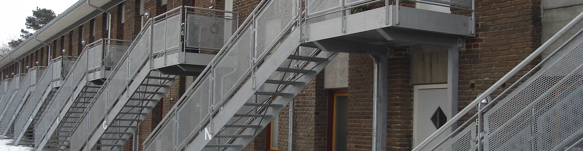 slide-03